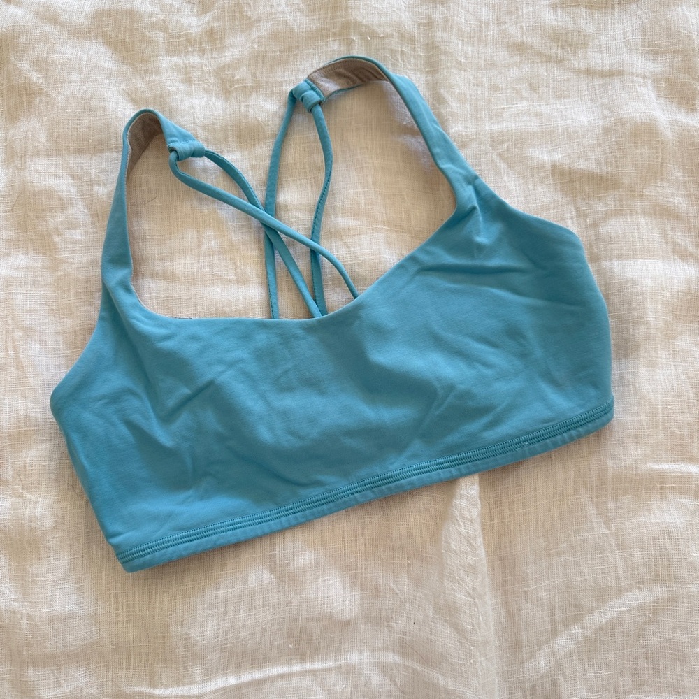 Lululemon Women's Blue Sports Bra